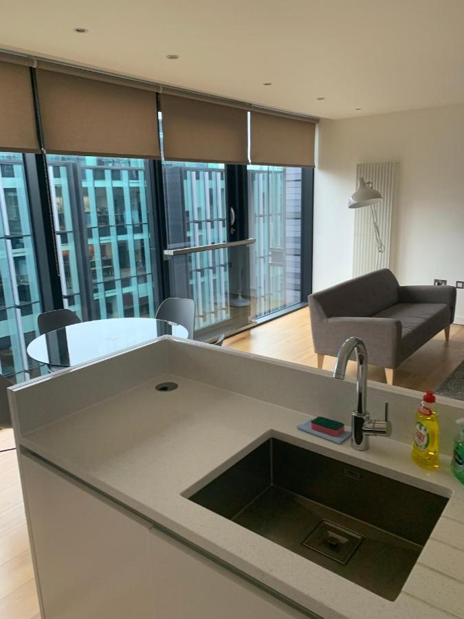 Quartermile 1 Bedroom Apartment Единбург Екстериор снимка